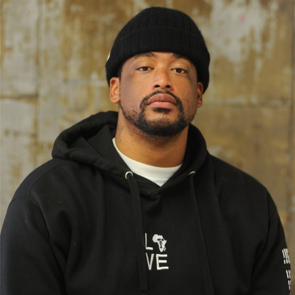 Instagram post from pulseartsla. This post is in position 4.